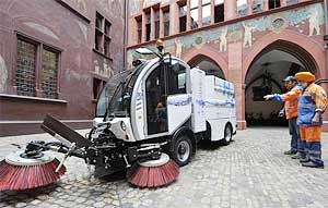 Fuel Cell Street Sweeper