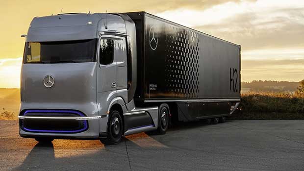 Daimler Fuel Cell Truck